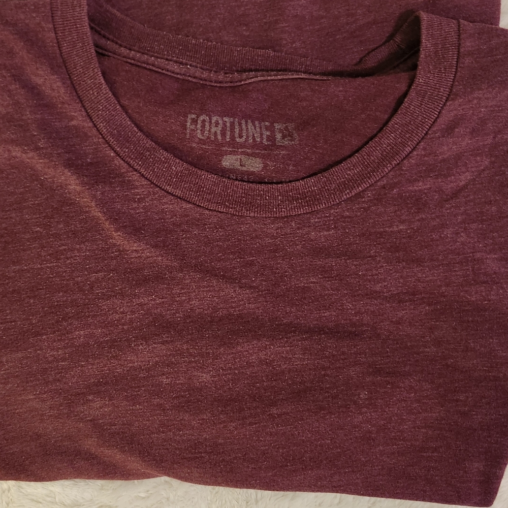 Men's Burgundy Tee